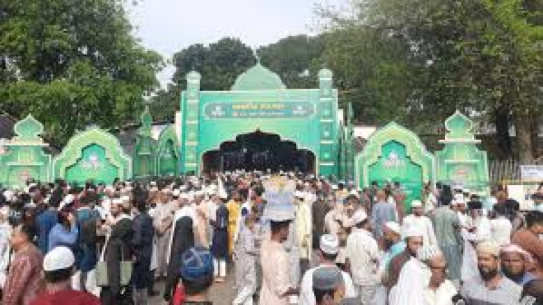 জাতীয় ঈদগাহে ঈদুল আজহার প্রধান জামাত অনুষ্ঠিত...