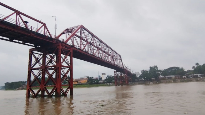 সিলেটে কমছে নদ-নদীর পানি...