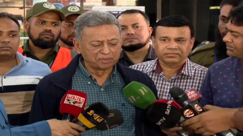 গণতন্ত্র ফেরাতে দ্রুত নির্বাচন চায় বিএনপি: আমির খস...