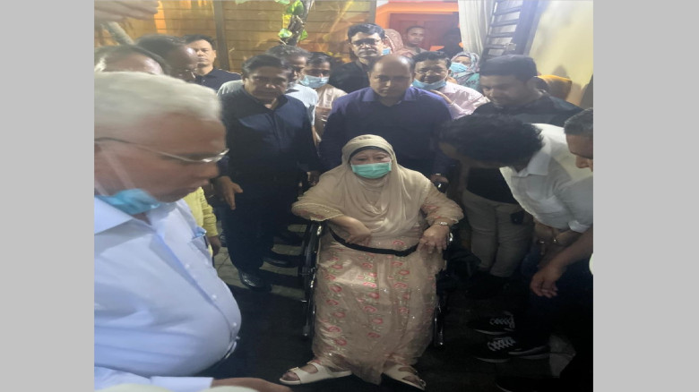 স্বাস্থ্য পরীক্ষার জন্য হাসপাতালে যাচ্ছেন খালেদা জ...