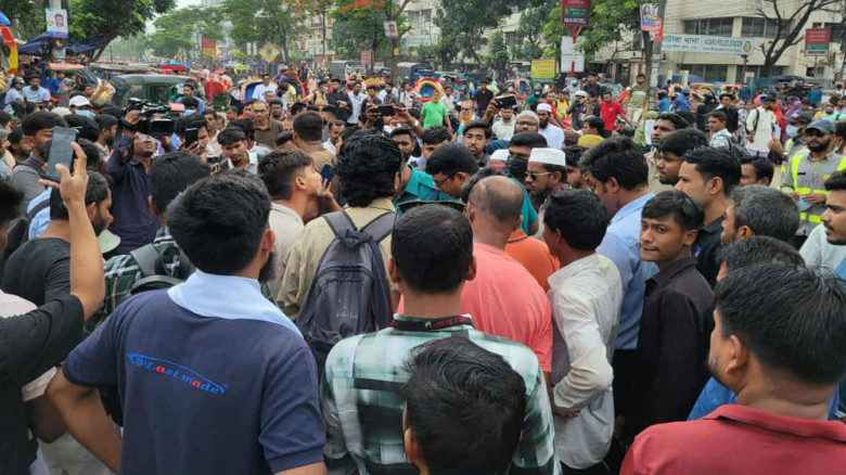 রবিবার ‘ঢাকা ব্লকেড’র ঘোষণা...