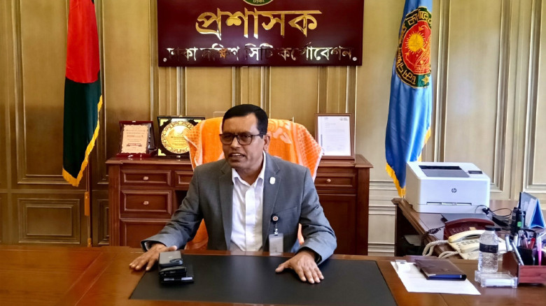 নগর ভবনে ফিরলেন ডিএসসিসি প্রশাসক, পেলেন অভ্যার্থনা...