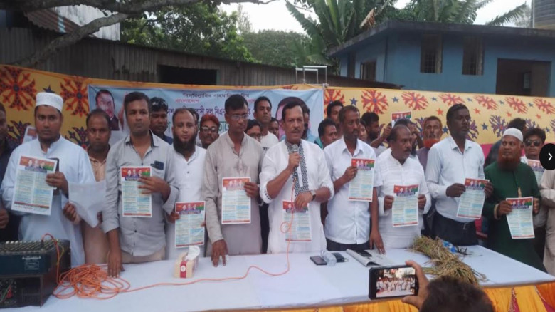 তারেক রহমানের ৩১ দফা নিয়ে নির্বাচনী মাঠ চসে বেড়াচ্...