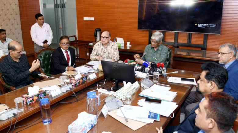 ১৫ টাকা কেজি দরে ৩০ কেজি চাল পাবে ৫৫ লাখ পরিবার...