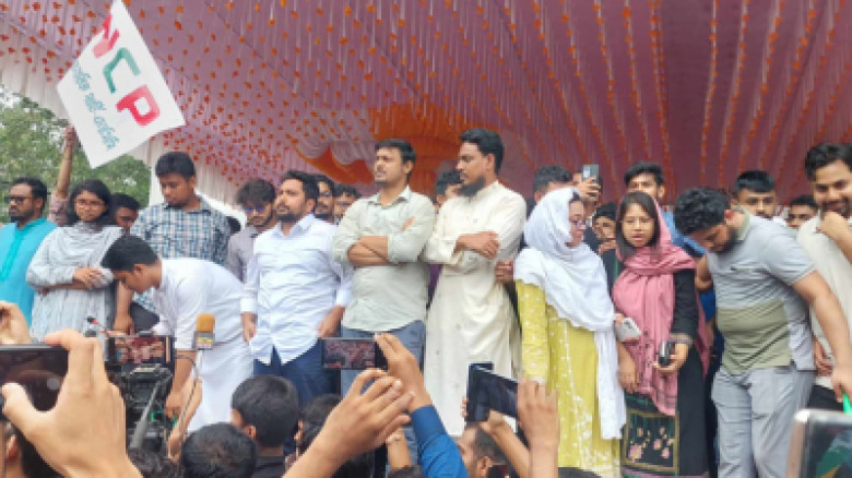 গোপালগঞ্জে সমাবেশ মঞ্চে নাহিদ-হাসনাত-সারজিসরা...