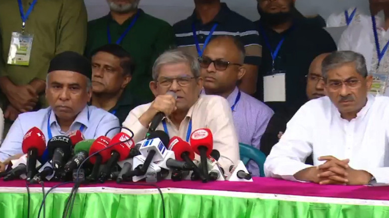 শেখ হাসিনা জাতির কলঙ্ক, তাকে ক্ষমা নয় : মির্জা ফখর...