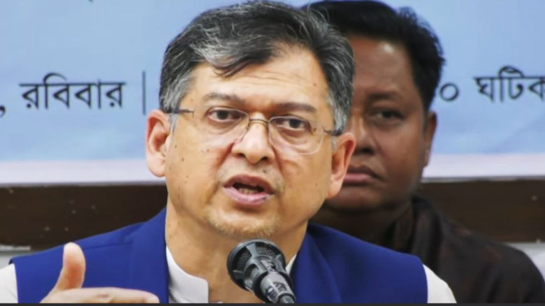 দলের প্রধানের প্রধানমন্ত্রী হওয়ার সুযোগ রাখা উচিত ...
