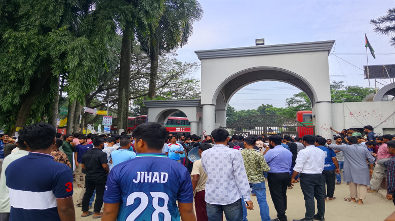 ফের উত্তাল ইসলামী বিশ্ববিদ্যালয়, সাজিদের মৃত্যুর ...