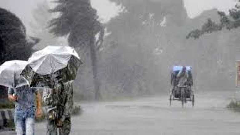 চার বিভাগে ভারী বৃষ্টির আভাস...