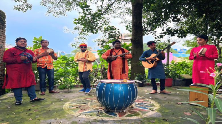 যারা বুকের পাঁজরে জমা রাখে নান্দনিক সুর...