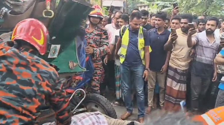 চুয়াডাঙ্গা-ঝিনাইদহে সড়ক দুর্ঘটনায় নিহত ১...