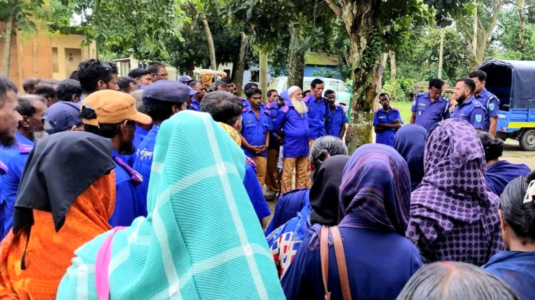 বানিয়াচংয়ে আসন্ন দুর্গাপূজা উপলক্ষে চৌকিদার প্যারে...