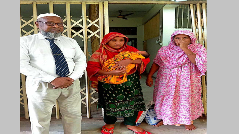 খুলনায় শিশু চুরি: জামিনে মুক্তি পেলেন আলোচিত শাহাজ...