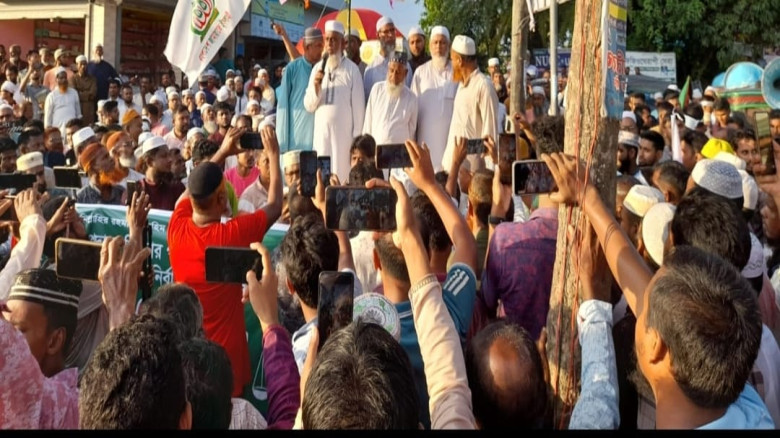 তালায় পিআর পদ্ধতিতে নির্বাচনসহ পাঁচ দফা দাবিতে জাম...
