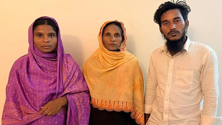 মা ও স্ত্রীকে নিয়ে ঢাকায় রিপন, জানালেন সেদিন কী ঘট...