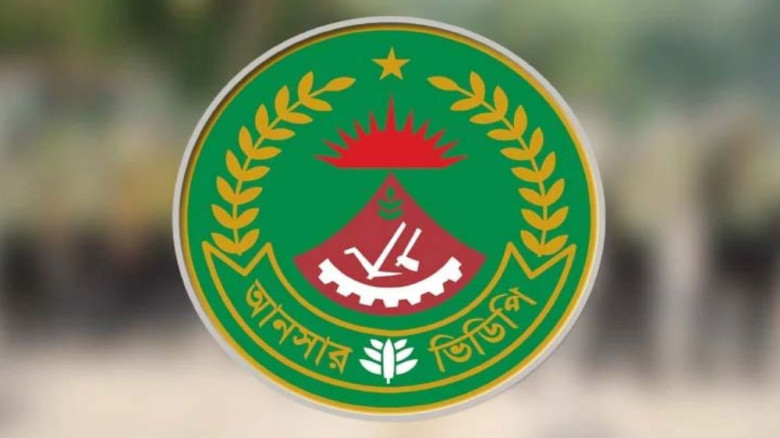 বাঘা উপজেলা আনসার-ভিডিপি কার্যালয়ে বিদায়ী ও নবাগত ...