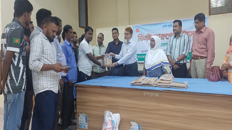 ঠাকুরগাঁওয়ে ১২৫ জুলাই যোদ্ধাকে উচ্চ ফলনশীল সরিষা ...