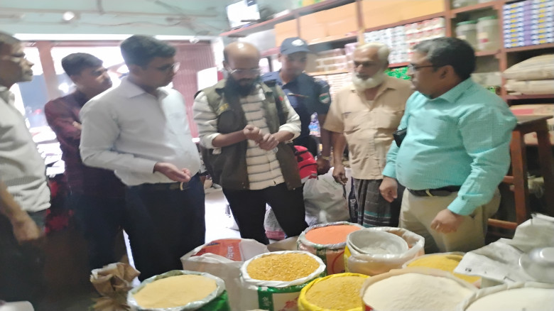 চুয়াডাঙ্গায় অক্সিজেন সিলিন্ডার ও মেয়াদোত্তীর্ণ ...