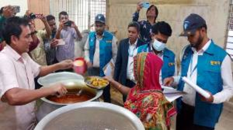 হবিগঞ্জ সদর হাসপাতালে দুদকের অভিযান...