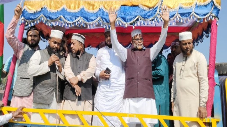 বানিয়াচংয়ে দাঁড়ি পাল্লার সমথর্নে গণমিছিল...