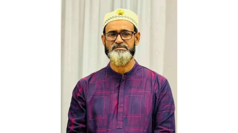 ফেসবুকে ক্ষোভ প্রকাশ শিক্ষক নেতার বদলি নিয়ে...