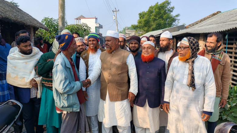 কয়রায় জামায়াত নেতা আবুল কালাম আজাদের ব্যাপক নির্বা...
