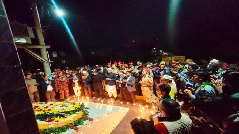 গফরগাঁওয়ে শহীদ বুদ্ধিজীবী দিবসে শ্রদ্ধা ও মোমবাতি...