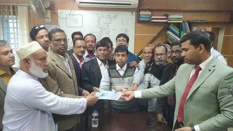 রাজশাহী-৫: বিএনপির মনোনীত প্রার্থী নজরুল ইসলামের প...