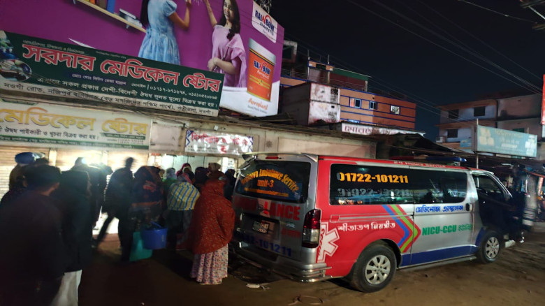 এনসিপি নেত্রী রুমীর দাফন সম্পন্ন...