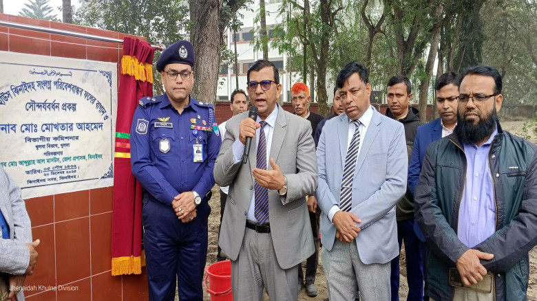ঝিনাইদহে খুলনা বিভাগীয় কমিশনার কোন অপশক্তি নির্বাচ...