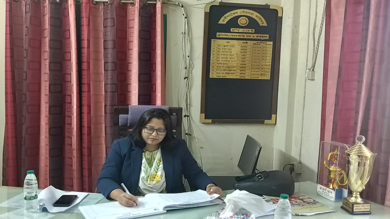 রাণীশংকৈলে প্রকল্প পরিদর্শনে উপ-সচিব মৌসুমী আফরিদা...