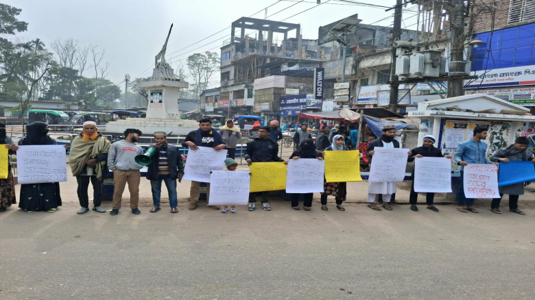 শহীদ ওসমান হাদির বোনের ঢাকা- ৮ আসনে প্রার্থী হওয়া...