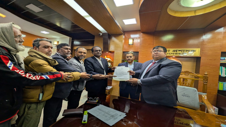 বাগেরহাট-১, ২ ও ৩ আসনে মনোনয়নপত্র জমা দিলেন এমএএইচ...