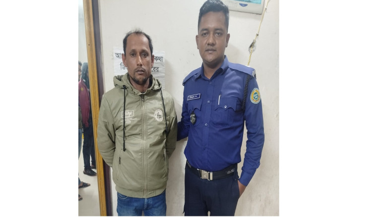 বাউফলে হত্যা মামলার পলাতক আসামি গ্রেফতার...