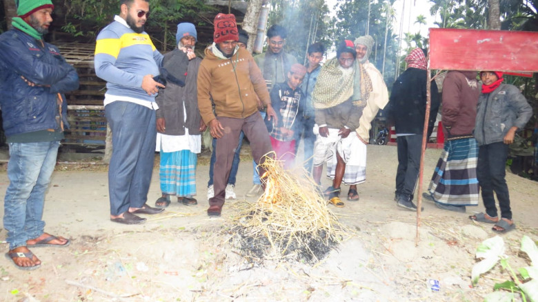ইন্দুরকানীতে তীব্র শীতে বিপর্যস্ত জনজীবন...