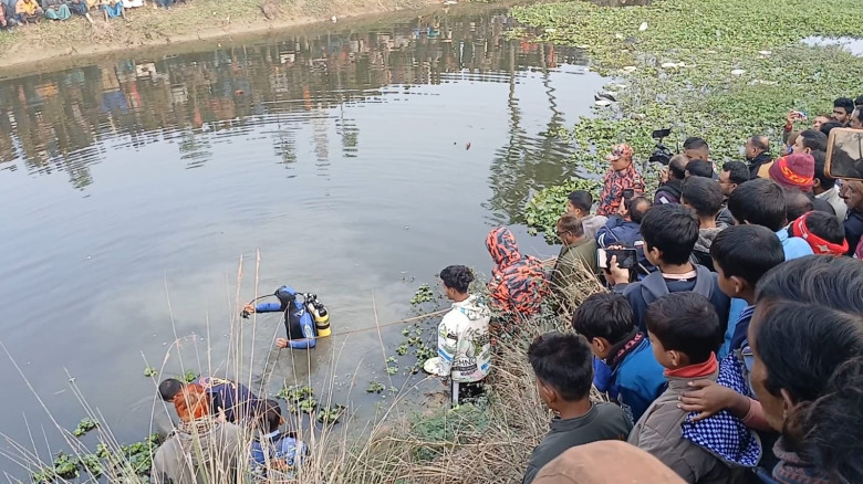 চোর সন্দেহে ধাওয়া খেয়ে পানিতে ডুবে যুবকের মৃত্যু...