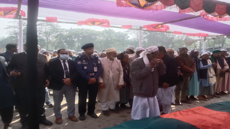 আমতলীতে মুক্তিযোদ্ধার রাষ্টিীয় মর্যাদায় দাফন...