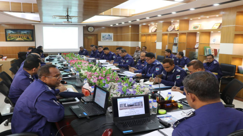 খুলনা রেঞ্জের  মাসের অপরাধ পর্যালোচনা ও আইন-শৃঙ্খল...