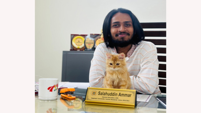 পুরুষ ক্রিকেটারদের ‘হাতি’ আখ্যা রাকসু জিএসের...
