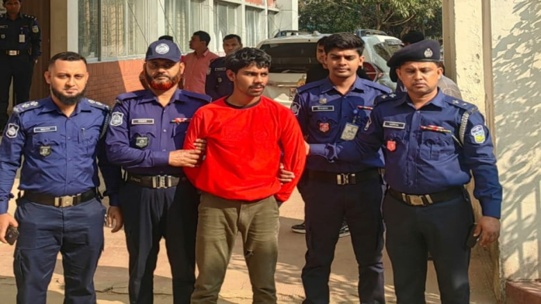 ময়মনসিংহে পুলিশকে কুপিয়ে জখম, বাবা-ছেলে গ্রেফতার...
