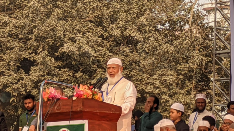 সাধু সাবধান বাক্সের মুখ খুলতে বাধ্য করবেন না...