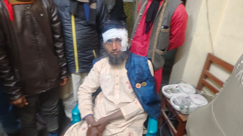 চুয়াডাঙ্গায় জামায়াত-বিএনপির সংঘর্ষ; নির্বাচনী অফিস...