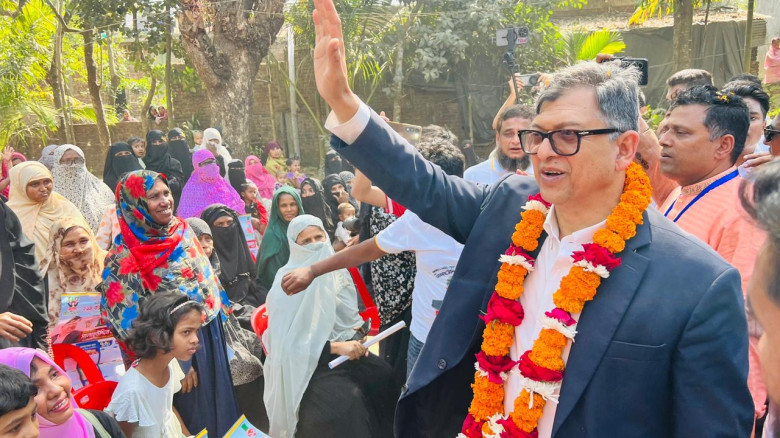 এপিএস থেকে স্বরাষ্ট্রমন্ত্রী সালাহউদ্দিন আহমদ: পেক...