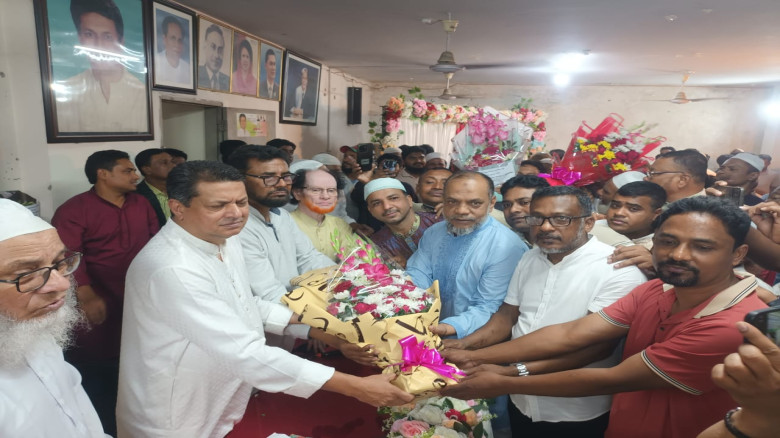বরুড়ায় গৃহায়ণ ও গণপূর্তমন্ত্রী জাকারিয়া তাহের সুমন...