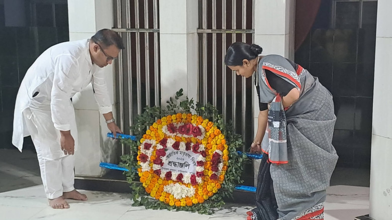 দাউদকান্দিতে আন্তর্জাতিক মাতৃভাষা দিবসে শহীদ মিনার...