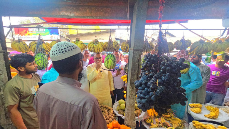 মেঘনায় রমজানে কম মুনাফায় পণ্য বিক্রির আহ্বান ড. খ...