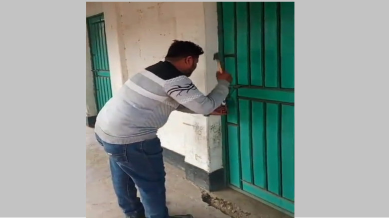 এমপি'র নির্দেশে কাহারোল প্রেসক্লাব অবমুক্ত হলেও পু...