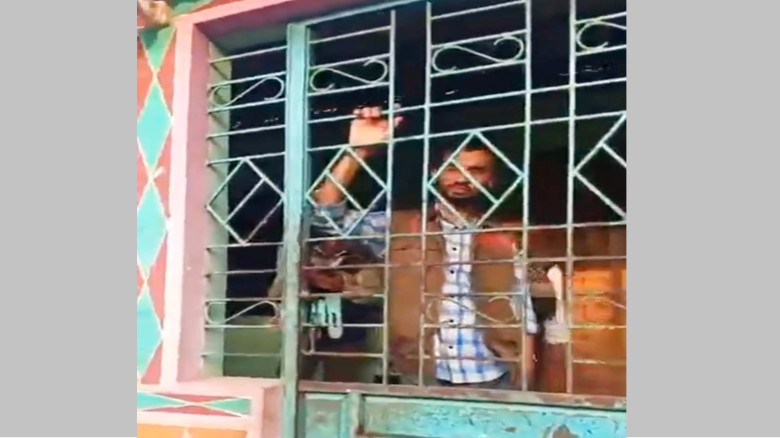 গরু পাচার সিন্ডিকেটের দাপট: অভিযানে গিয়ে রক্তাক্ত ...