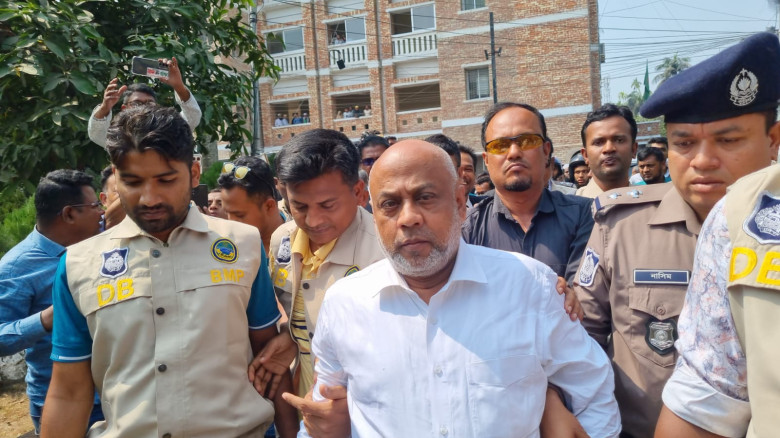 বরিশাল আইনজীবী সমিতির সভাপতি লিংকন কারাগারে...