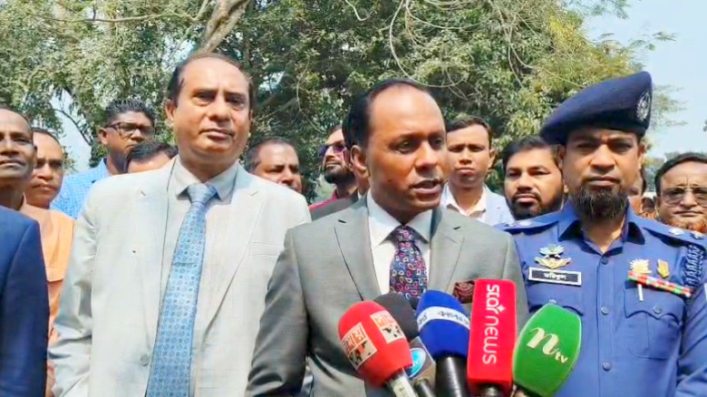 নদী-খাল দখলমুক্তে সরকার কঠোর: বাধা সহ্য করা হবে না...